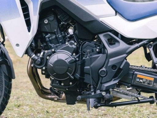 Вседорожный мотоцикл Honda XL750 TRANSALP
