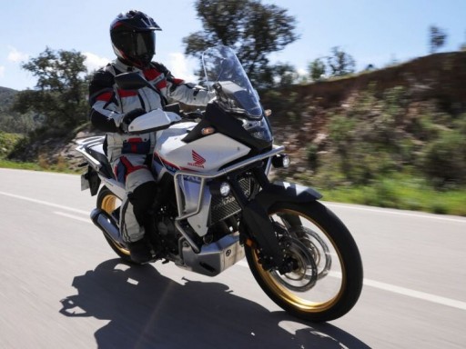 Вседорожный мотоцикл Honda XL750 TRANSALP